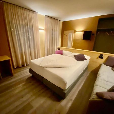 Carla Failela Hotell Valli del Pasubio Exteriör bild