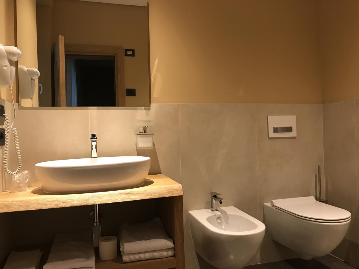 Carla Failela Hotell Valli del Pasubio Exteriör bild